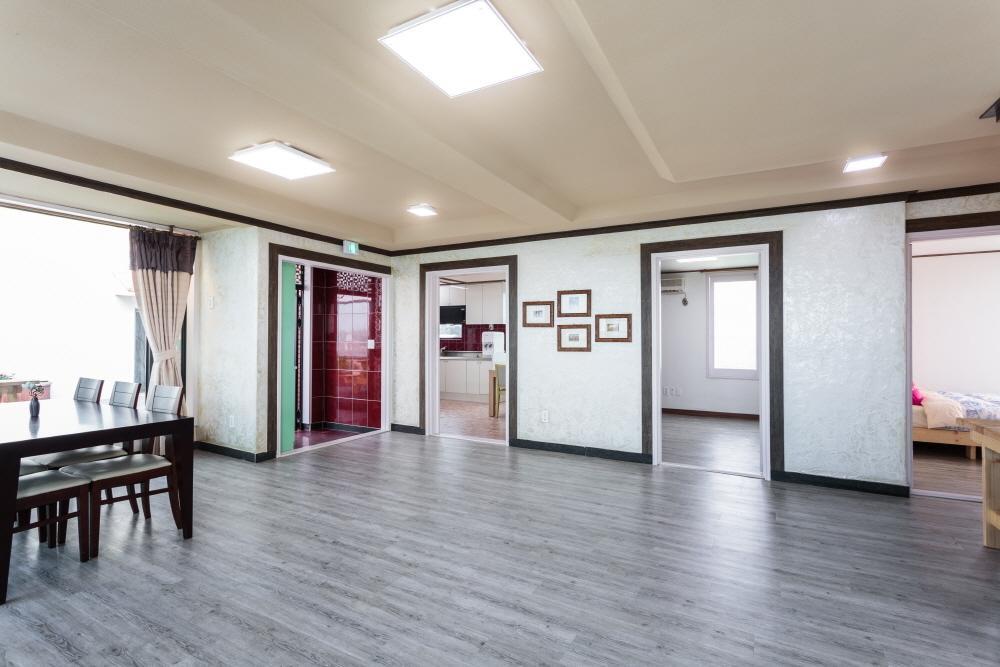 Jeju Wayo Pension מראה חיצוני תמונה